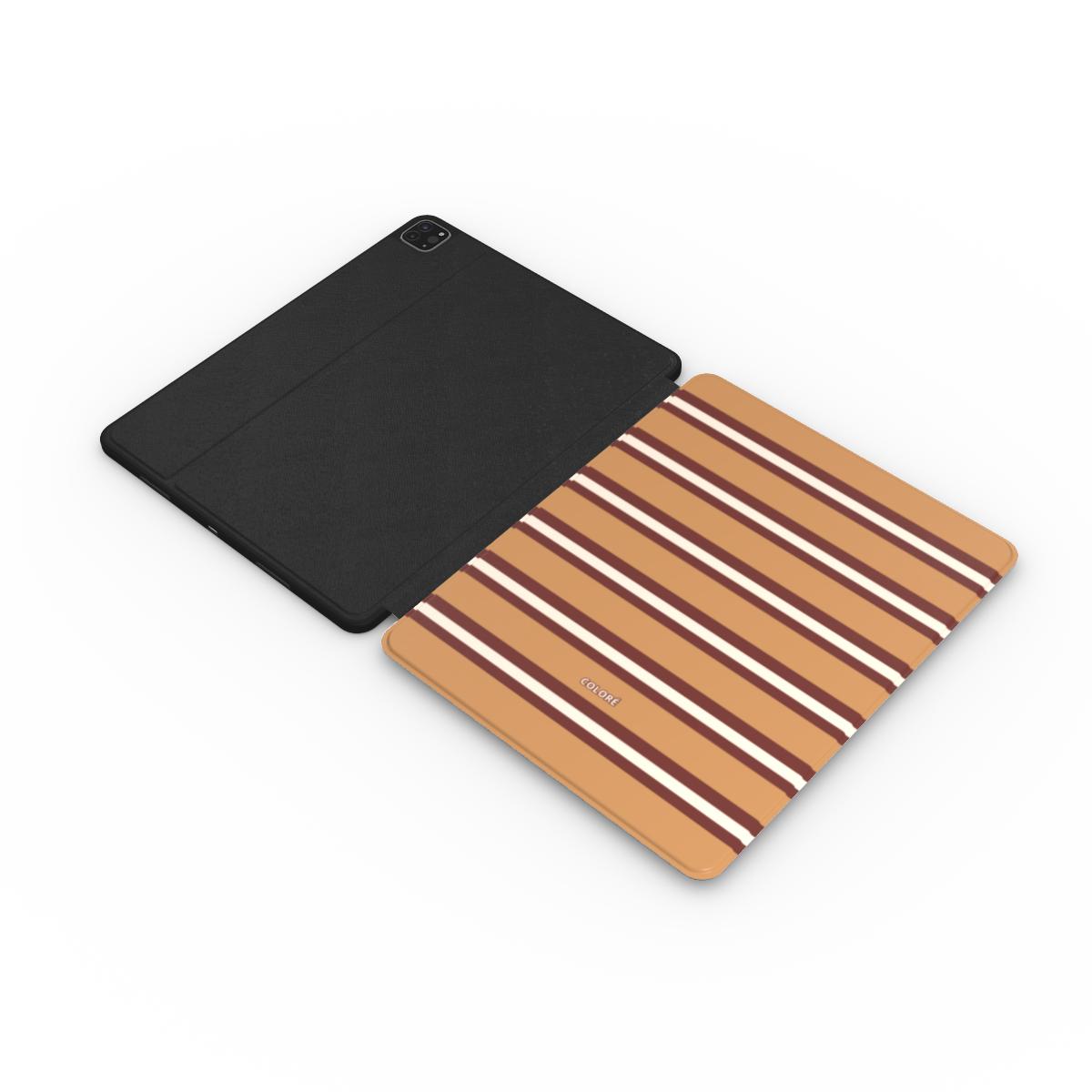 Nordic Layers - Camel & Brown - Apple iPad Case