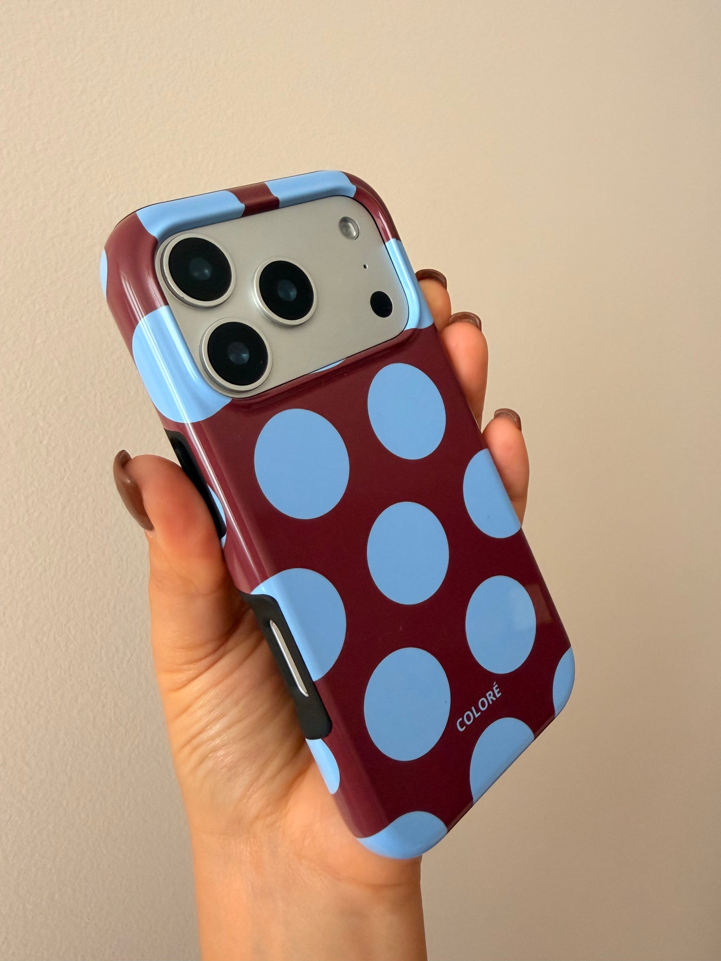 Scoop - Castanho & Azul - Capa Resistente MagSafe para Telemóvel