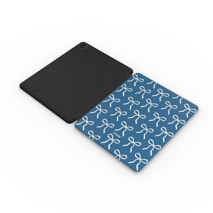 Bow Charm - Azul - Capa para iPad da Apple